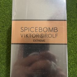 Spice Bomb Extreme By Victor & Rolf 