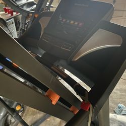 NordicTrack Treadmill. Works Great !