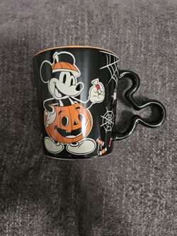 Mickey And Minnie Mouse