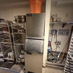 Ice O matic ice Machine