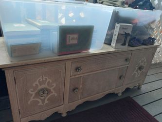Credenza