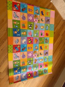 6 ft by 4.5 ft alphabet thick water proof mat