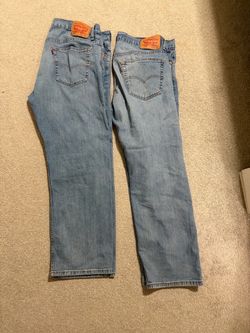 Levi jeans size 34x30