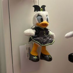 Disney Disneyland Tokyo Daisy  