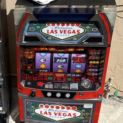 Las Vegas Collectible Antique Mechanical Slot Machines Set of 2