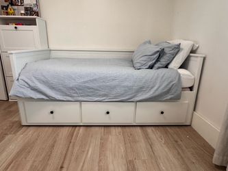 Daybed IKEA HEMNES