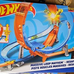 HOT WHEEL TRACK Loop MAYHEM 