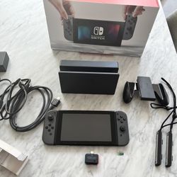 Nintendo Switch V1 Unpatched Plus SD Card, RCM Jig, Accessories