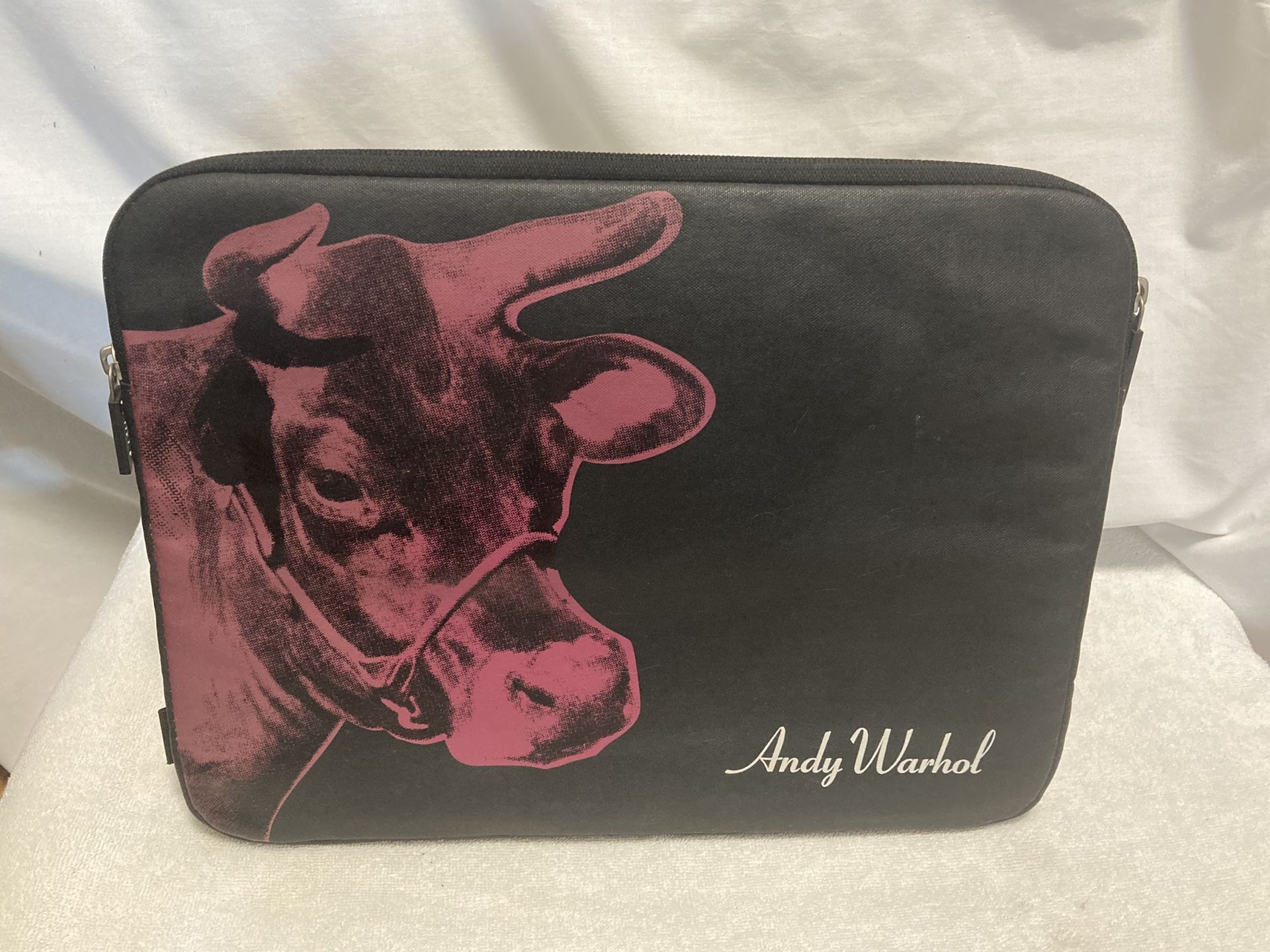 Clean Used INCASE “ANDY WARHOL” Tablet/MacBook Soft Case