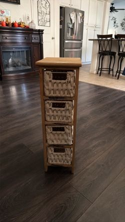 Dresser organizer
