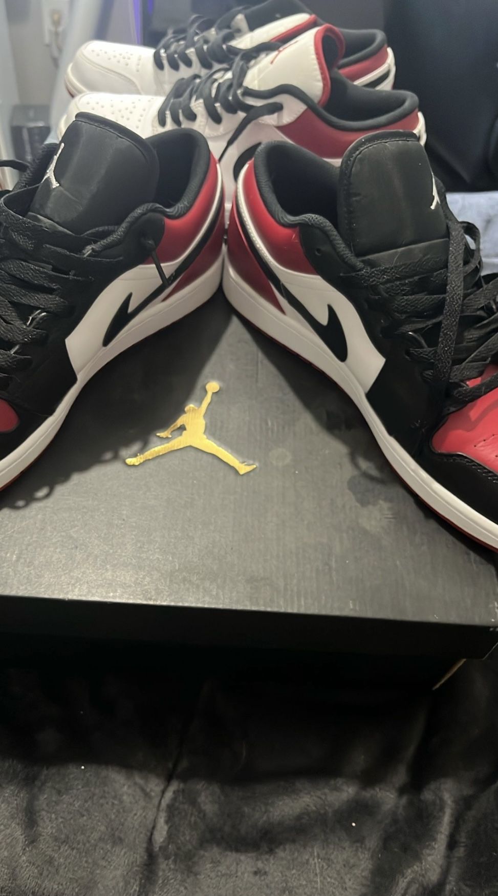 Jordan 1 Low Bred Toe Size 12 Men