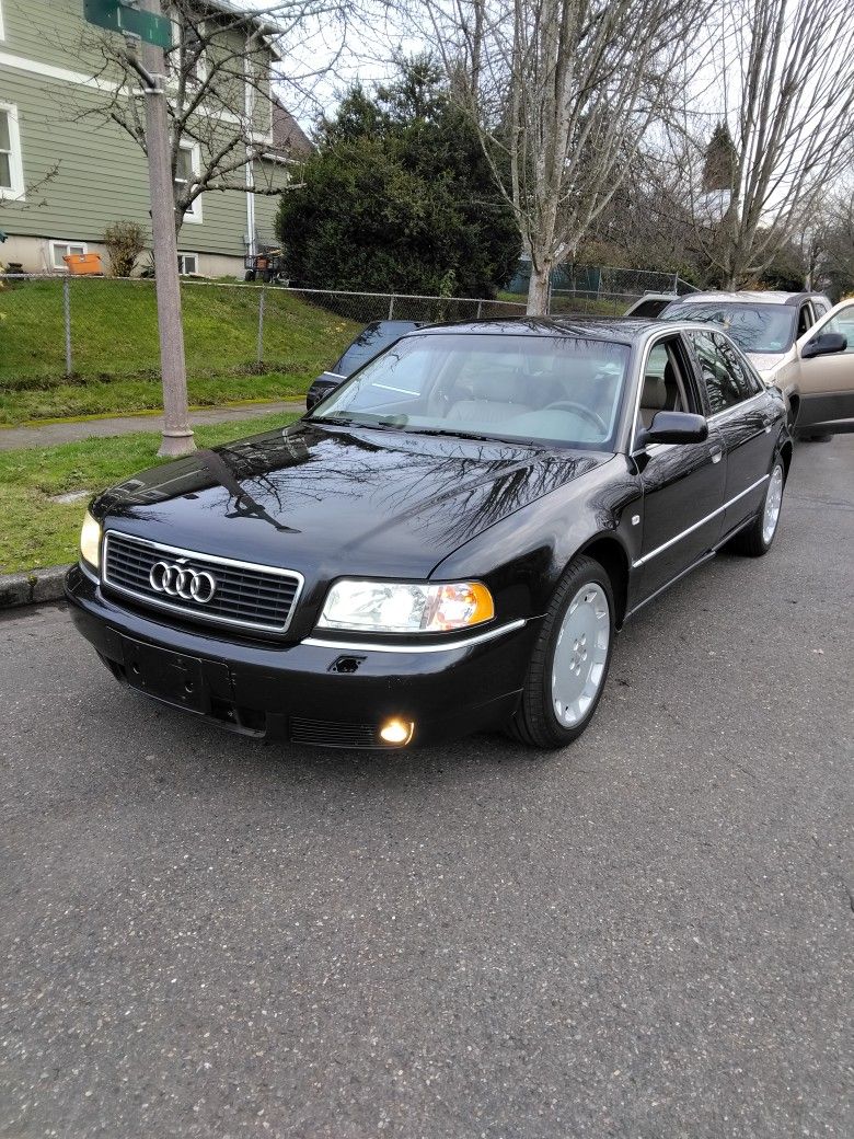 2000 Audi A8