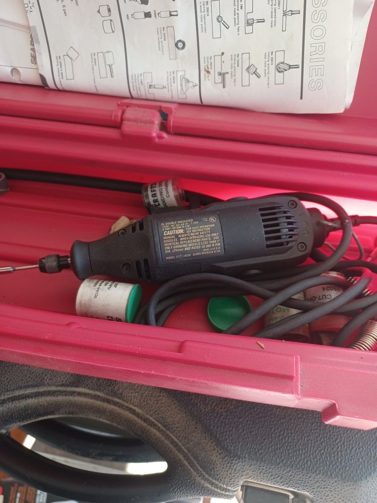Craftsman dremel With Attachment