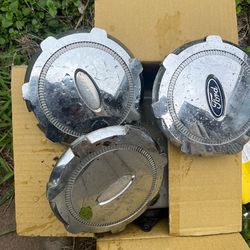 275/70/18 used tire and hubcaps