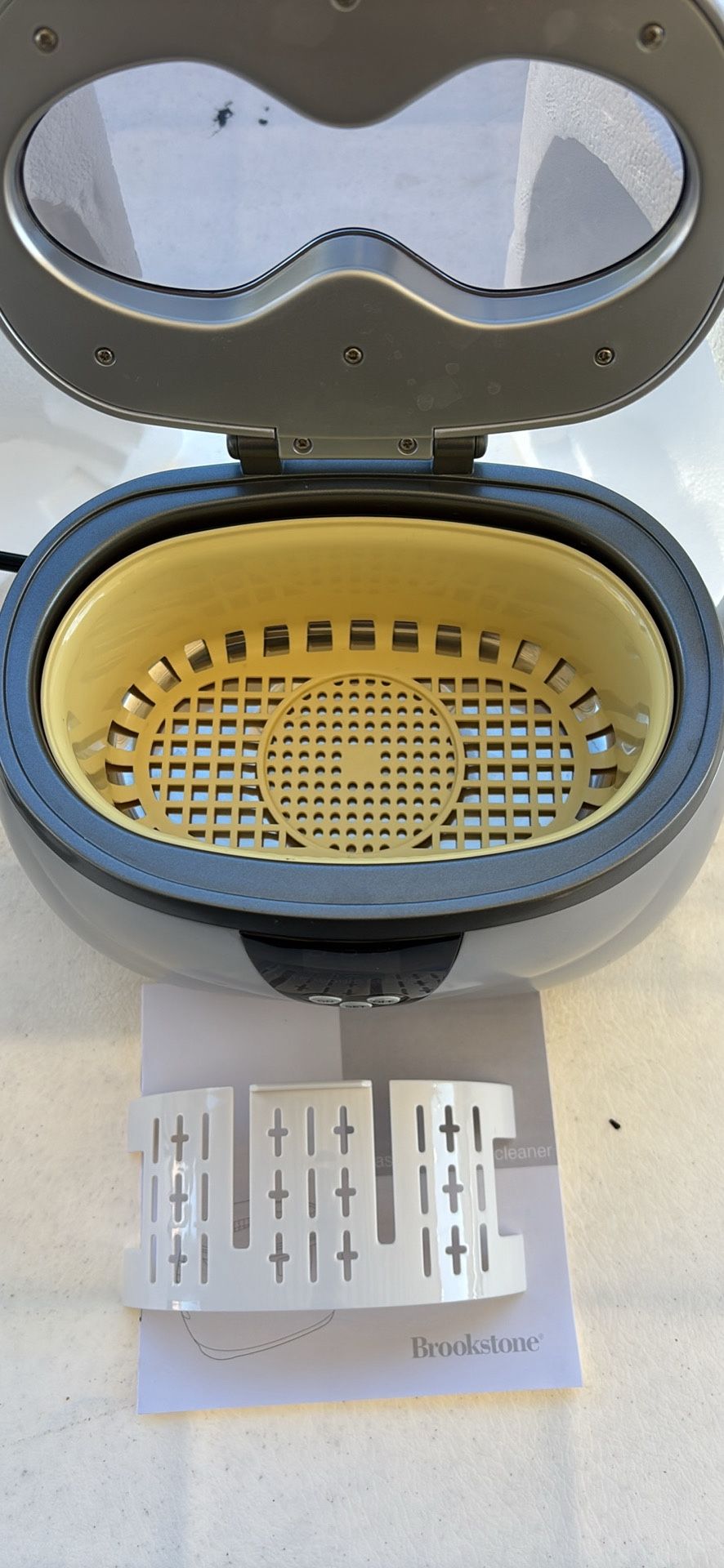 Brookstone ultrasonic  Jewelry  Cleaner