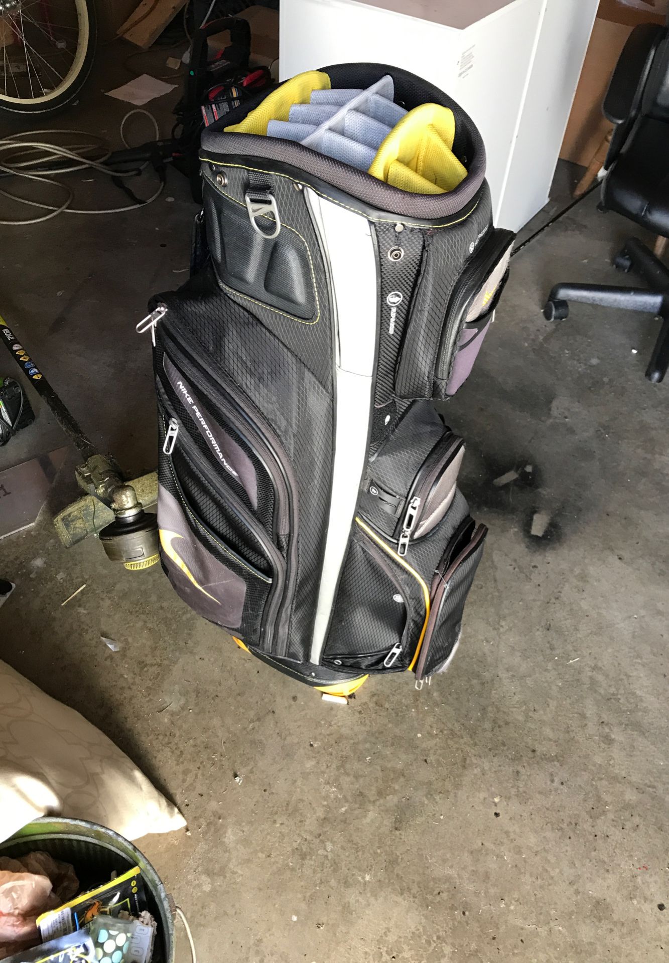 Nike golf bag for Sale in Shelton, WA OfferUp