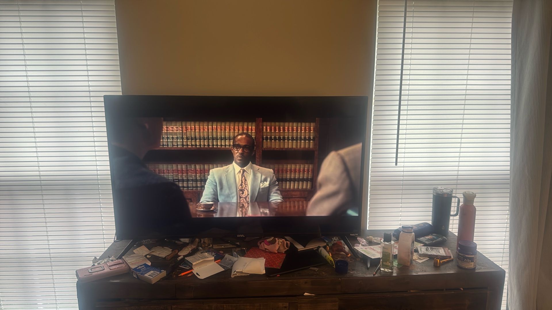 43” Onn Roku Tv