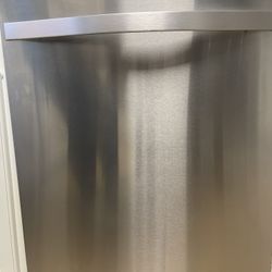 Whirlpool Dishwasher 
