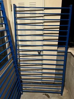 Twin bunk bed set