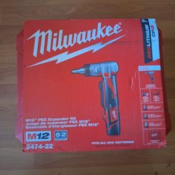 Milwaukee PEX Expansion Tool Kit