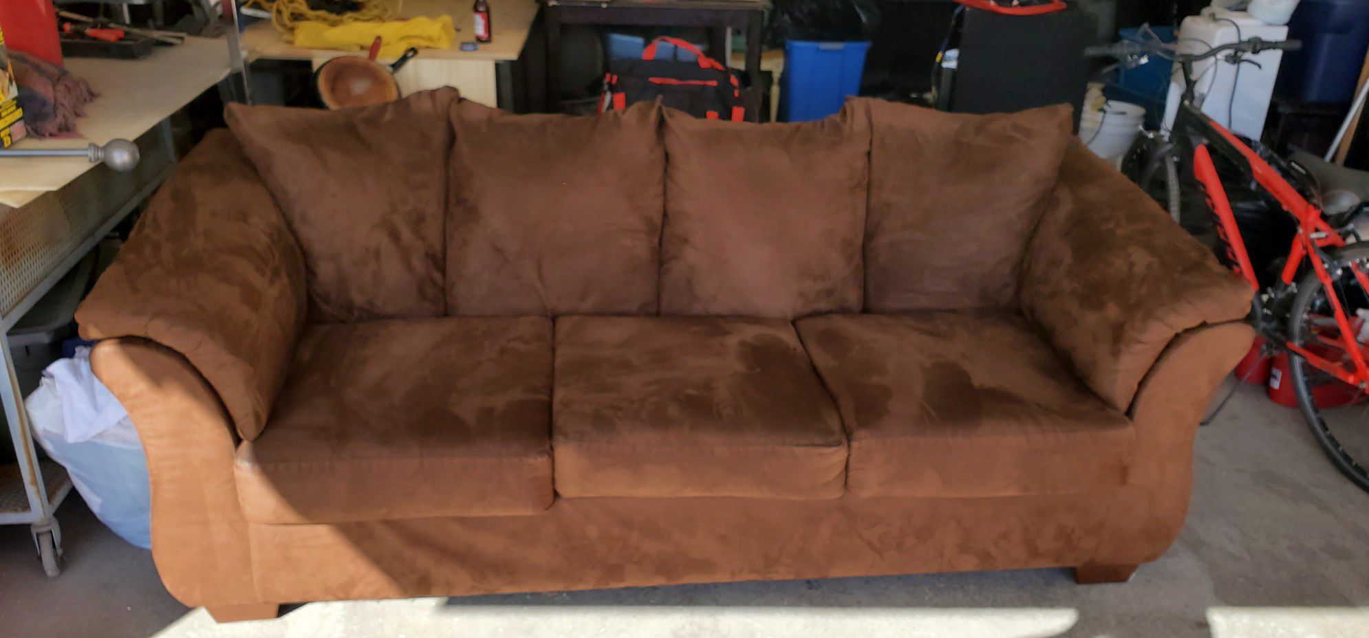 Couch, loveseat & 3 pillows