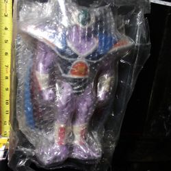 King Cold Anime Figure
