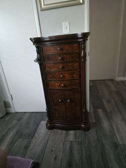 Jewelry armoire