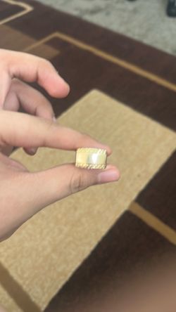 14k gold thick ring
