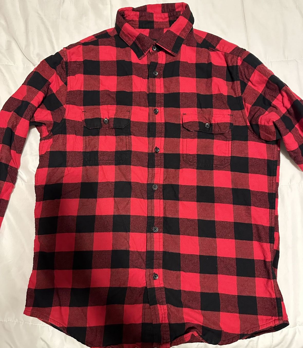 Red Flannel Plaid Long Sleeve Shirt Mens Size Medium 