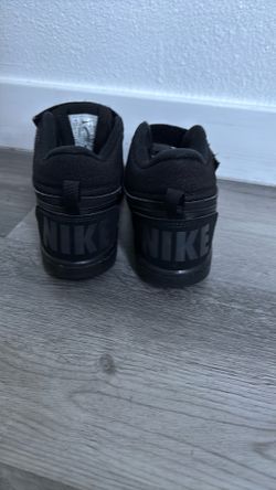 Nike Court Borough Mid 'Triple Black'