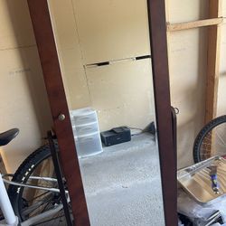 Mirror & Jewelry Storage 