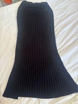 Black Ribbed Knit Maxi Skirt