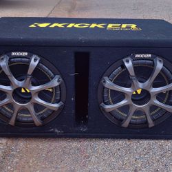 Kicker 10in CompC Subs 