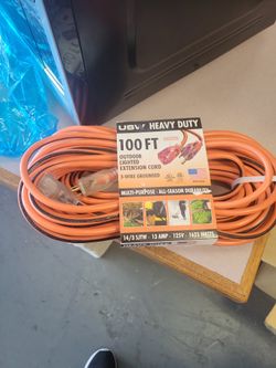 100 Ft Heavy Duty Outdoor  Extensions Cord $70.00