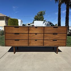Mid- Century Stanley Dresser 