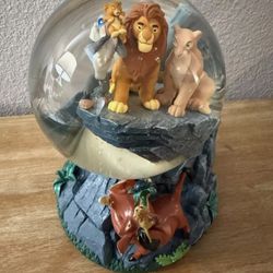 Disney's Lion King Musical Snow Globe 