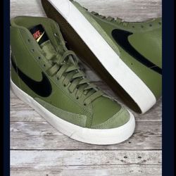 Nike Blazer Mid 77 Shoes 7.5 Asparagus Green Black Crimson