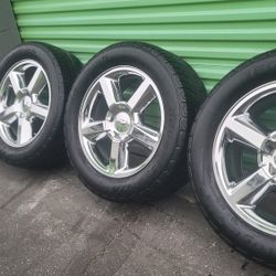 Wheel 20 6 Lugs Like New Crome Rims 