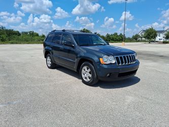 2008 jeep Laredo