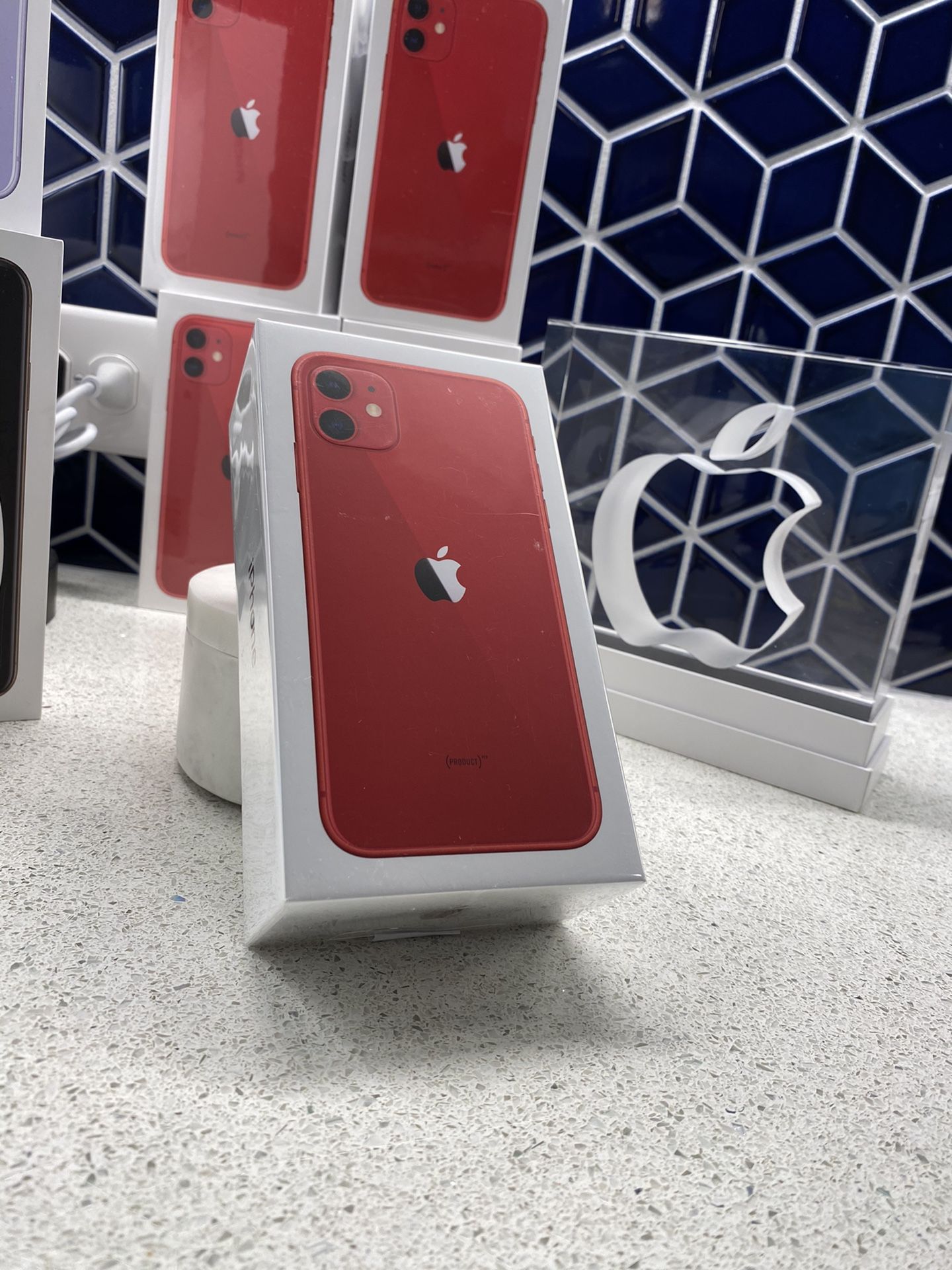 スマートフォン本体 iPhone11 (PRMDUCT)RED 128GB iPhone 11 (PRODUCT)RED 128 GB