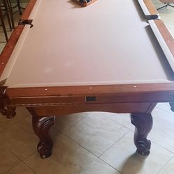 Professional Sized Indoor Kasson Pool Table With All Accessories 
