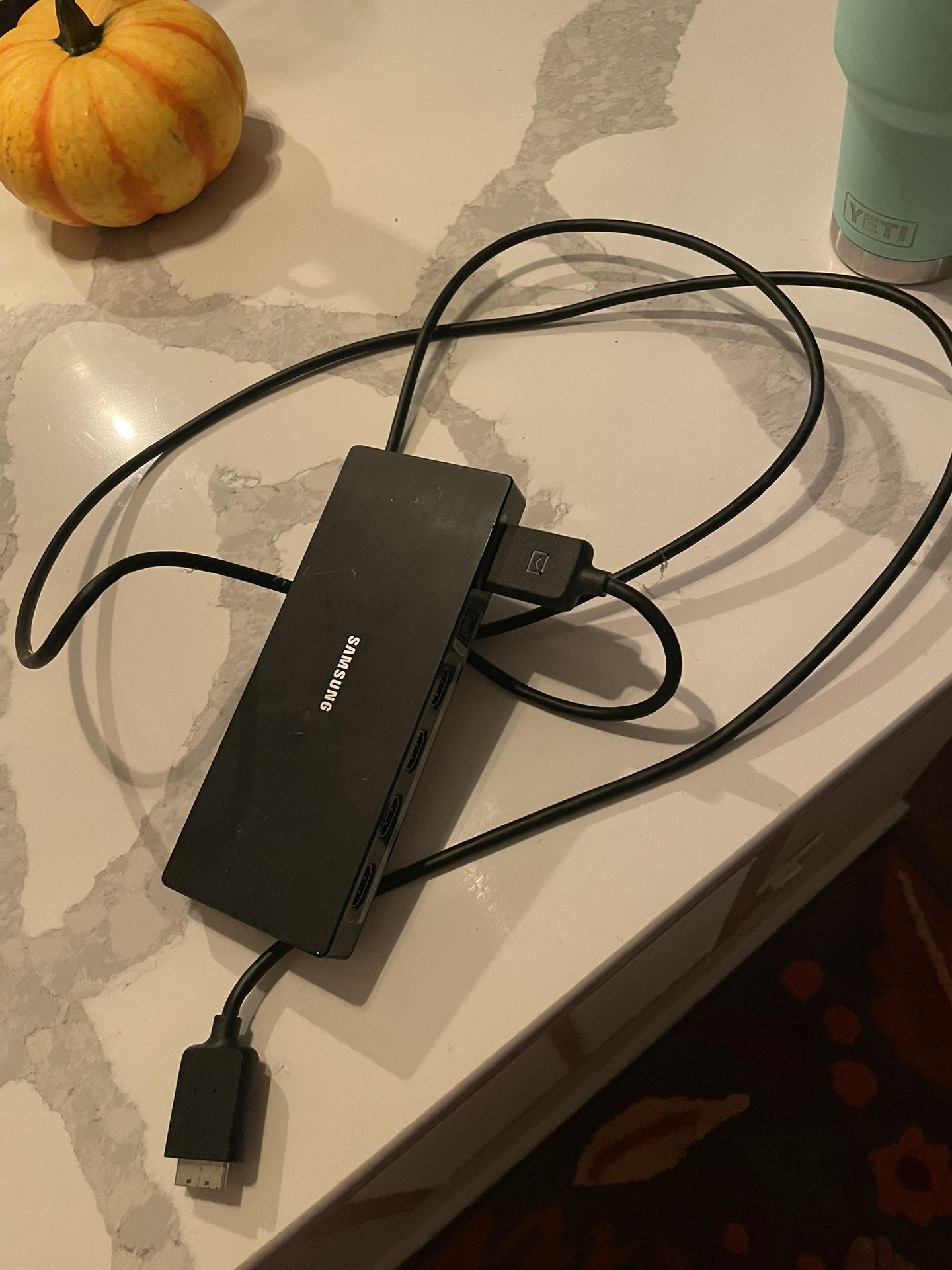 Samsung One Connect BN96-35817B Mini Box - Black