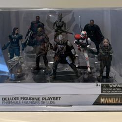 The Mandalorian Star Wars Deluxe Figurine Playset 9 figures Brand New In Box