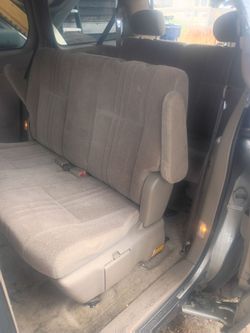 Middle seat and rear seat for Toyota sienna