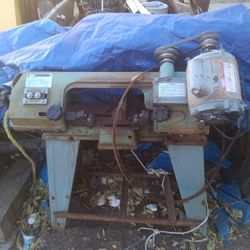 Buffalo Band Saw With Extra Blades ( Model HVMBS 4.5 ) 