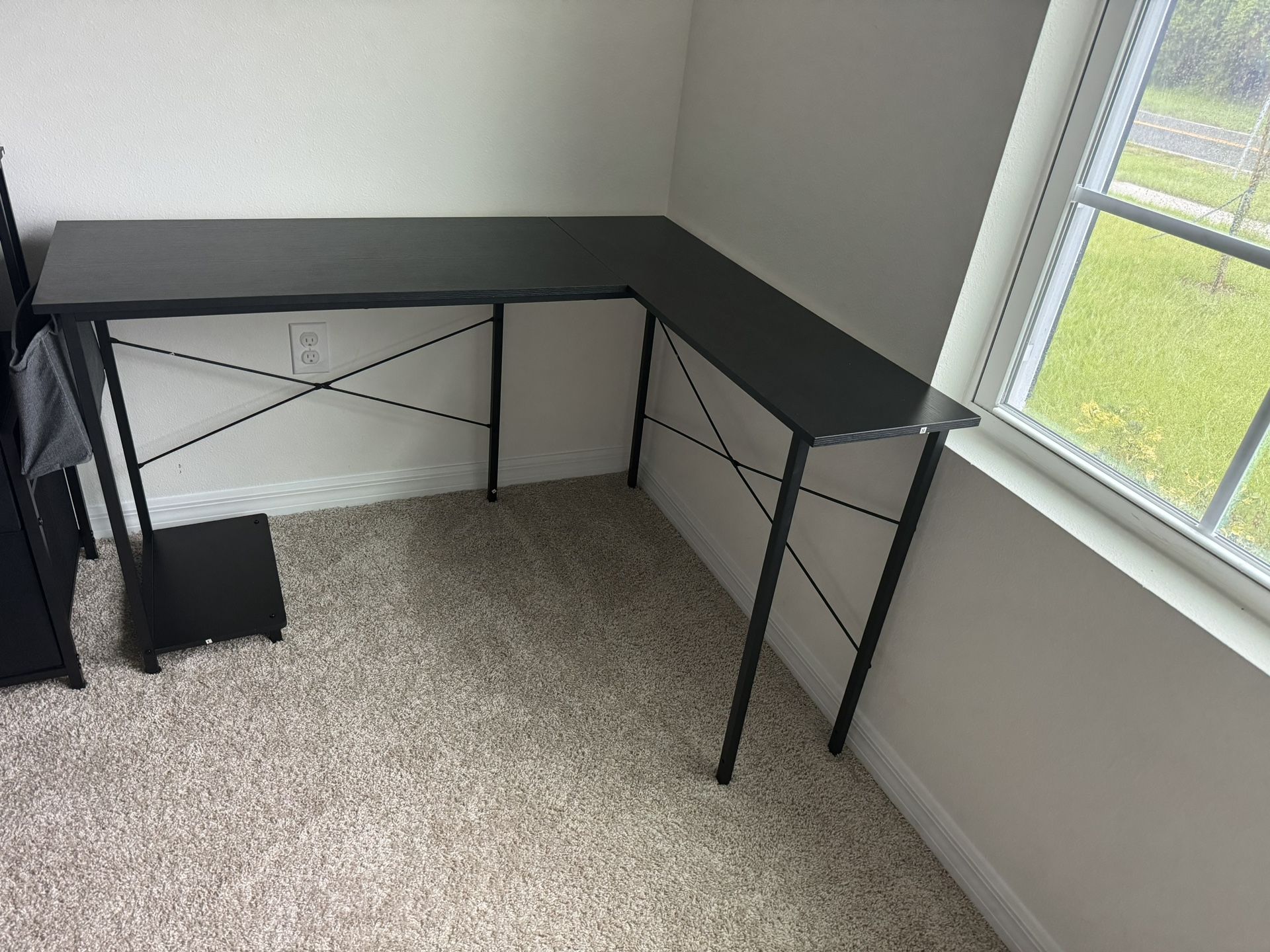 L Shaped Desk