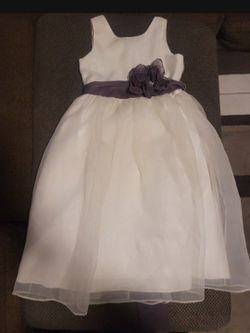 Flower Girl Dress $20.00 Obo