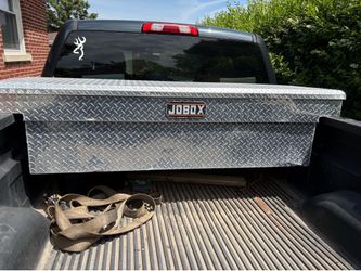 No ox truck tool box
