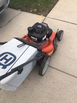 HUSQVARNA GCV160 Honda Engine Self Propelled With Bagger for