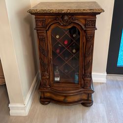 Wine cabinet